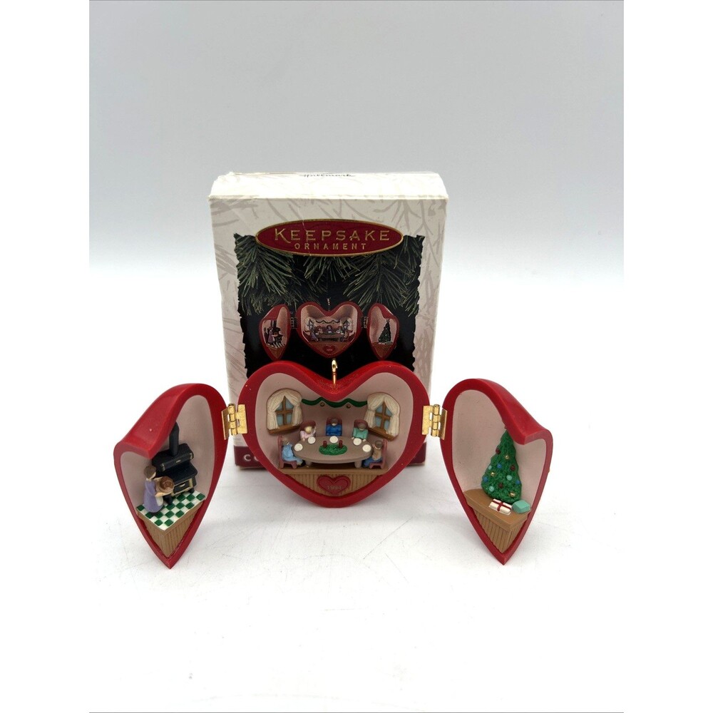 VTG 1994 Hallmark Keepsake Ornament Heart of Christmas #5 Family Dinner Diorama